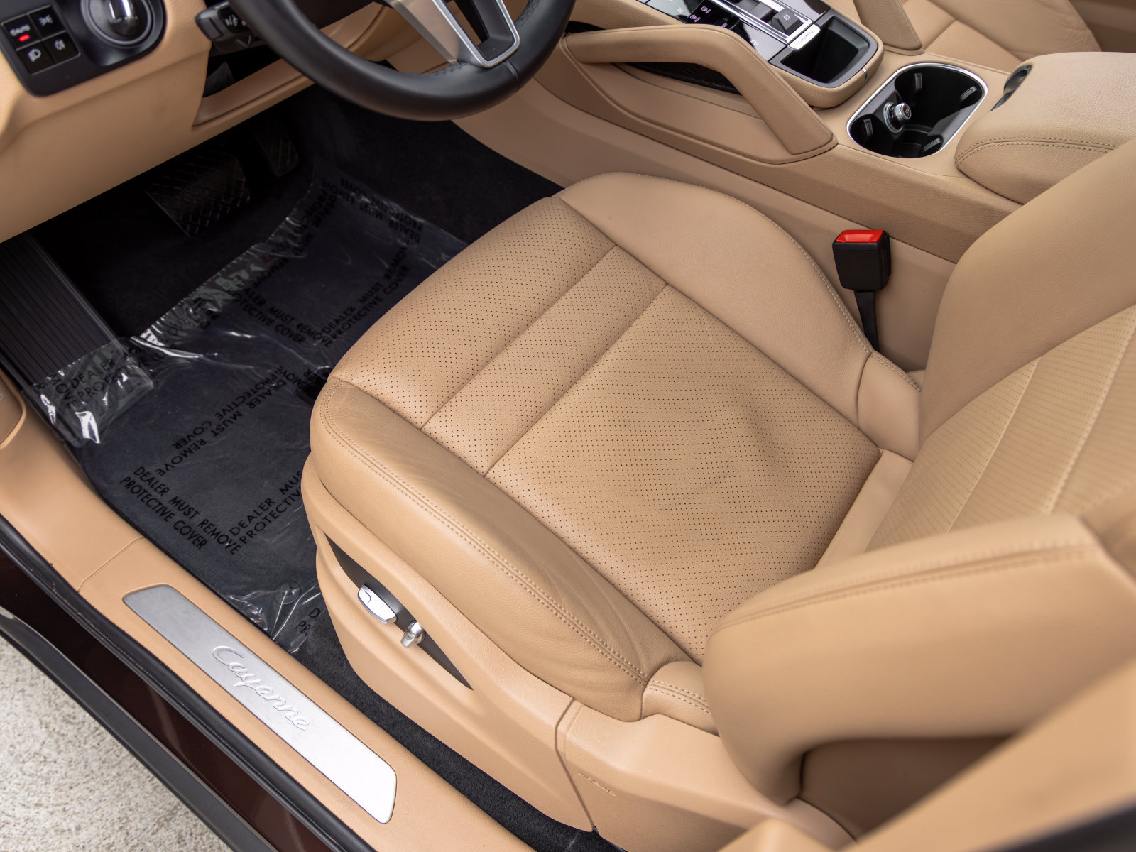 Certified 2021 Porsche Cayenne AWD/4WD image 26