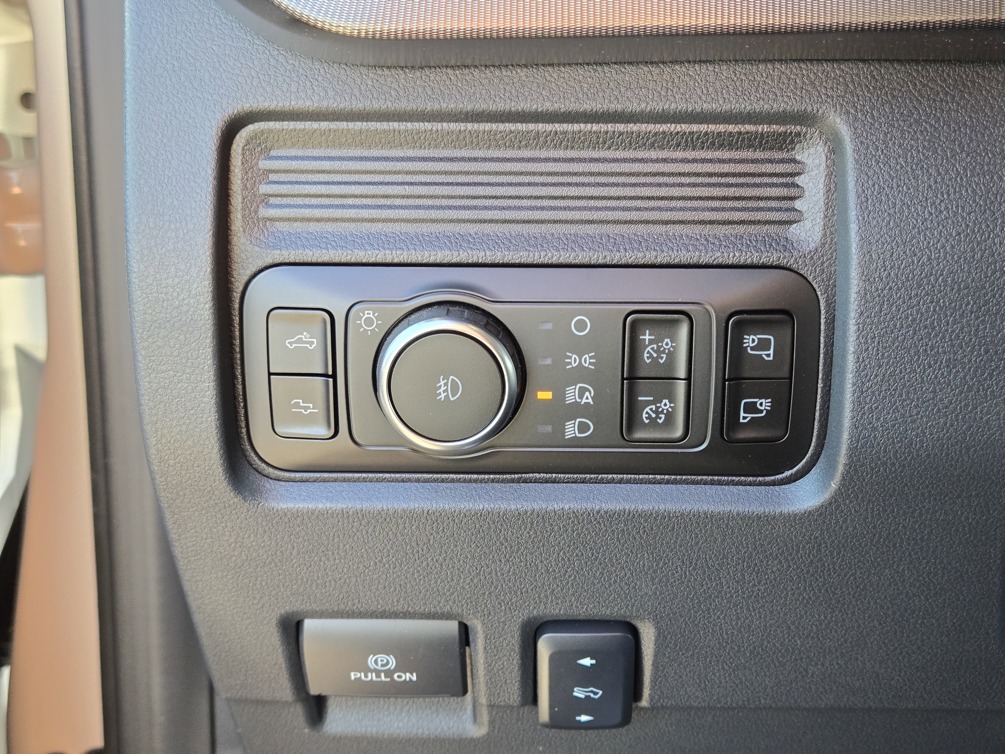 New 2026 Ford F250 Platinum image 22