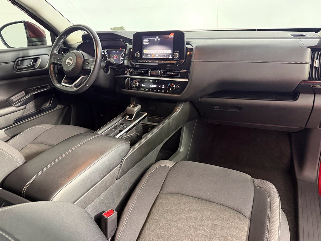 Used 2024 Nissan Pathfinder SV FWD image 15