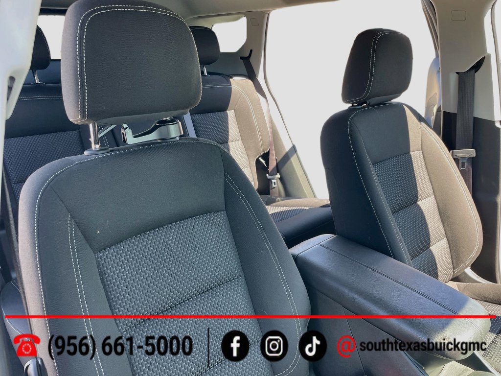 Used 2022 GMC Terrain SLE w/ Driver Convenience Package FWD image 22
