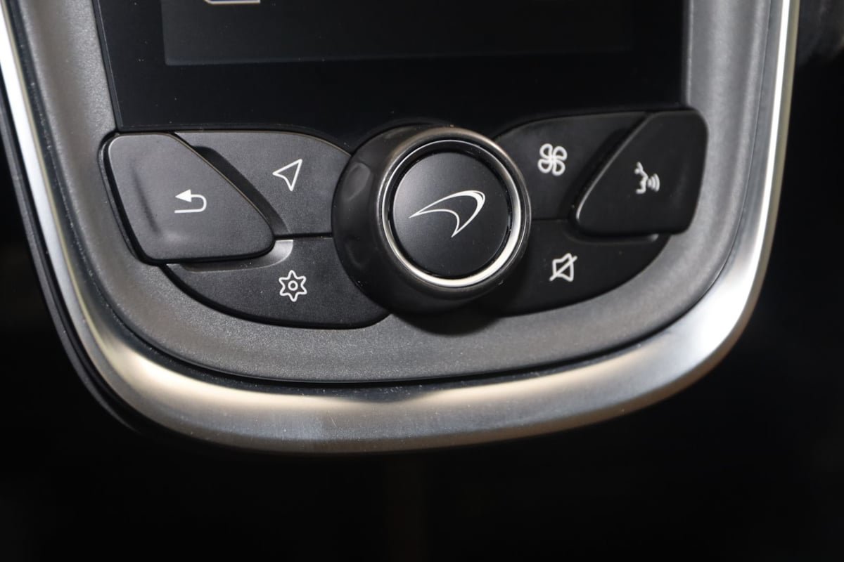 Used 2020 McLaren 570S Coupe RWD image 46