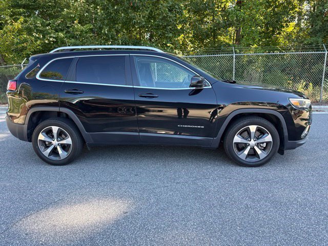 Used 2019 Jeep Cherokee Limited FWD image 4
