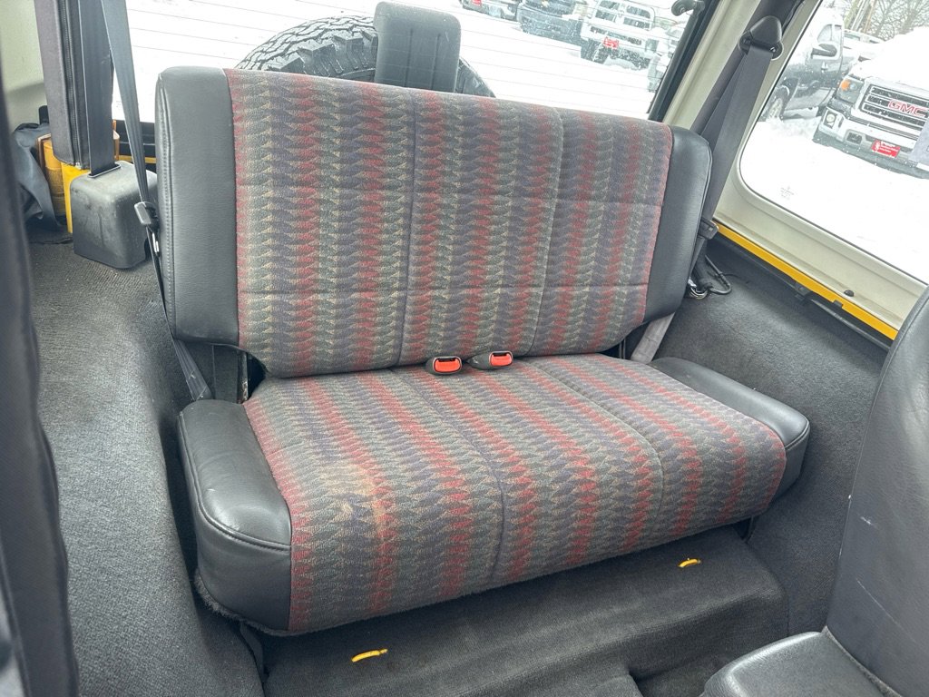 Used 2000 Jeep Wrangler Sport image 13