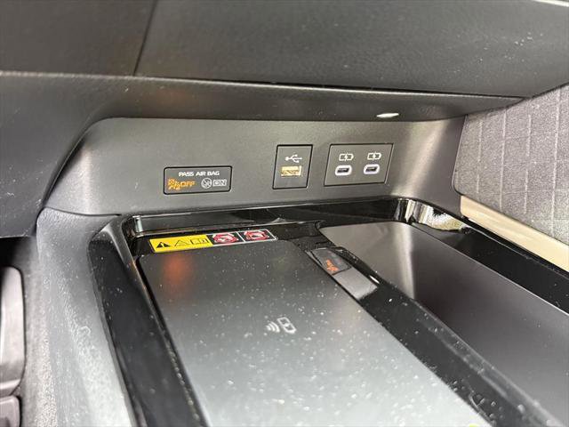 Certified 2026 Toyota Camry XLE w/ Premium Plus Package AWD/4WD image 17