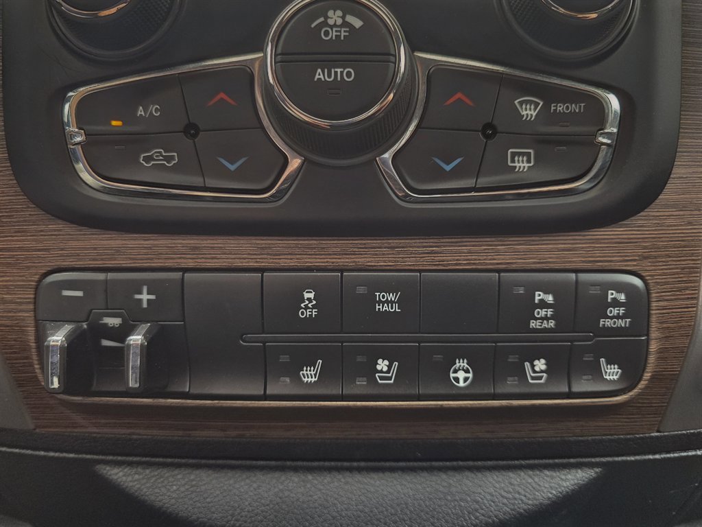 Used 2017 RAM 1500 Laramie w/ Convenience Group image 23