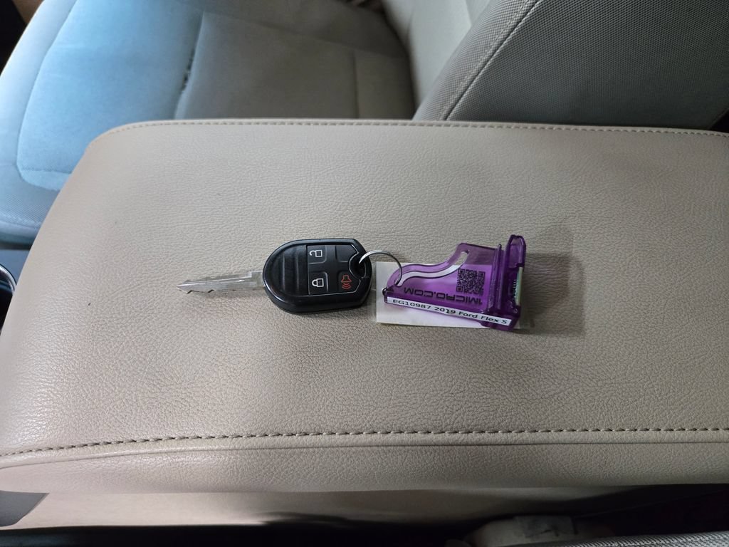 Used 2019 Ford Flex SE FWD image 26