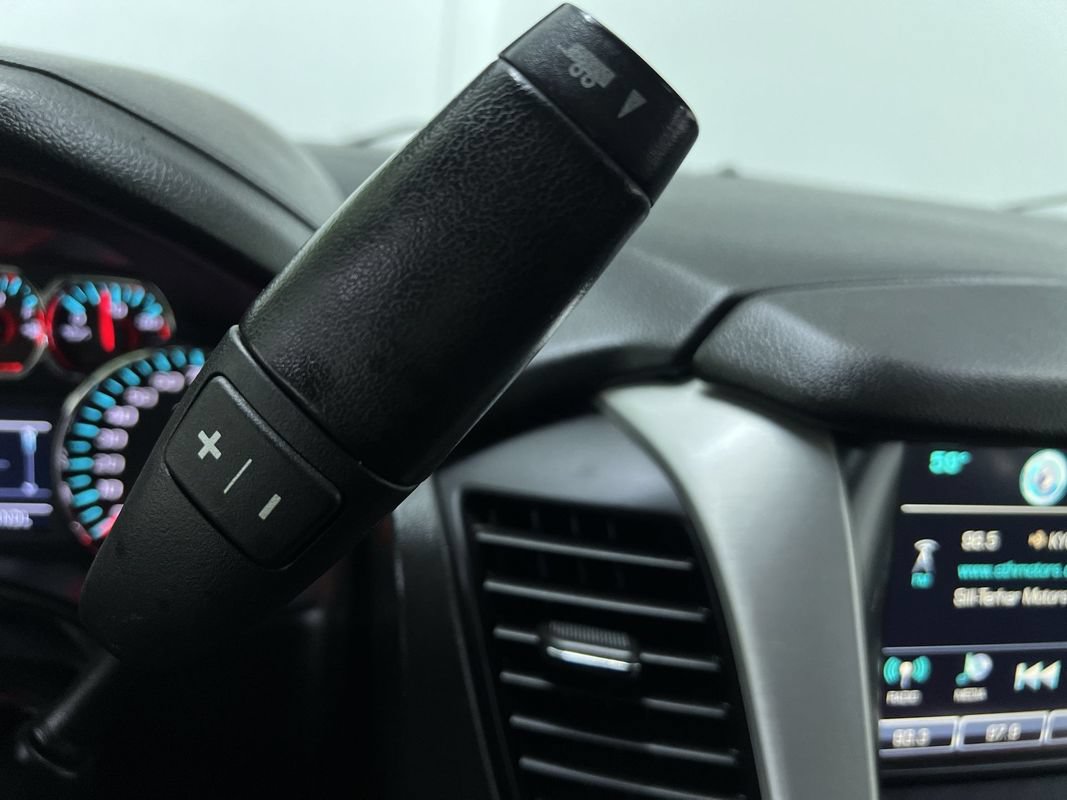 Used 2019 GMC Yukon XL SLT AWD/4WD image 24