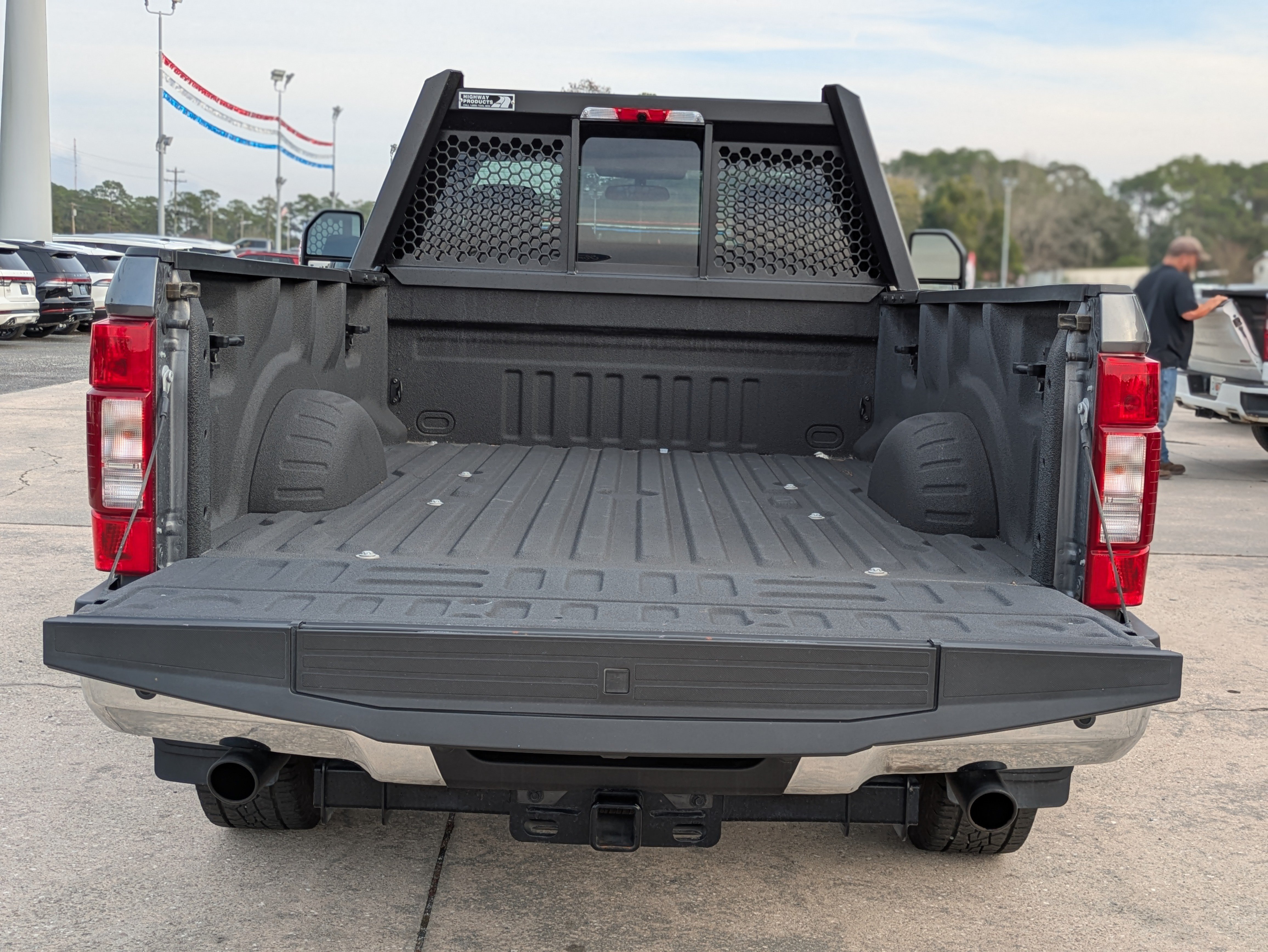 Used 2022 Ford F250 XLT w/ XLT Value Package RWD image 11