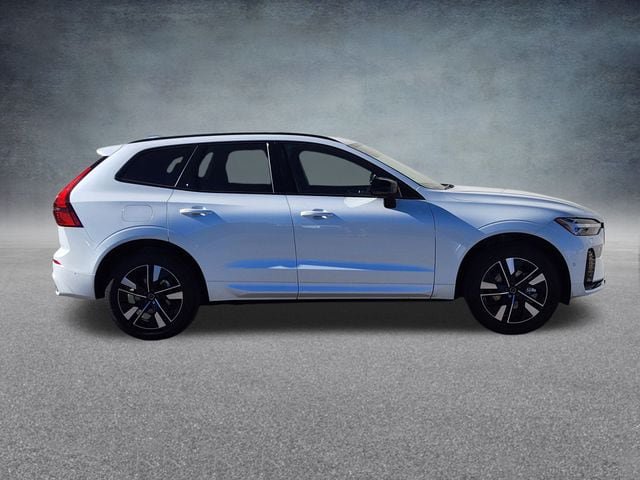 New 2026 Volvo XC60 B5 Plus w/ Protection Package Premier AWD/4WD image 8