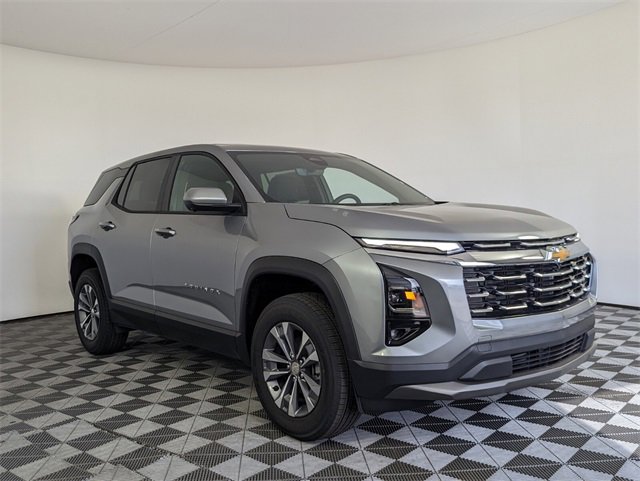 New 2025 Chevrolet Equinox LT w/ Safety and Technology Package