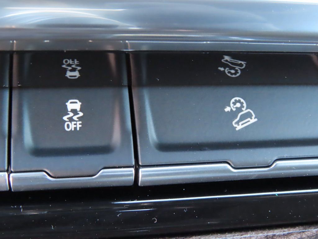 New 2026 Chevrolet Silverado 1500 RST AWD/4WD image 14