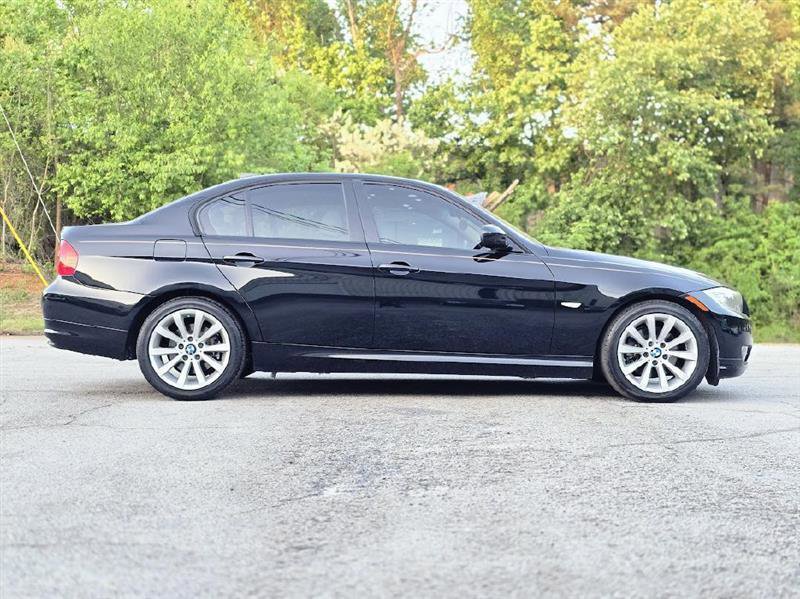 Used 2009 BMW 328i Sedan RWD image 9
