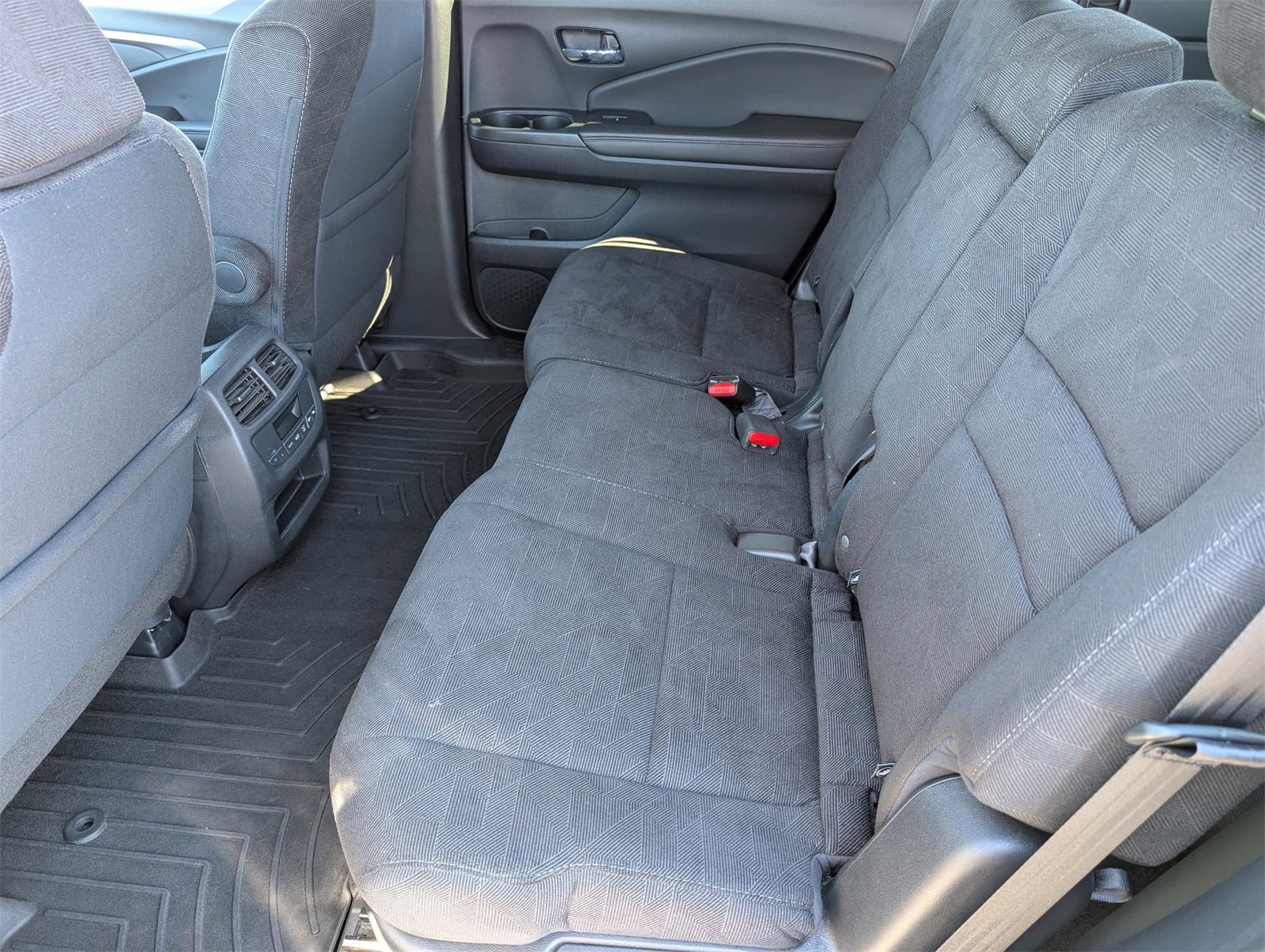 Used 2022 Honda Pilot Sport image 27