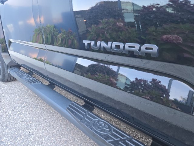 Used 2024 Toyota Tundra Limited AWD/4WD image 21