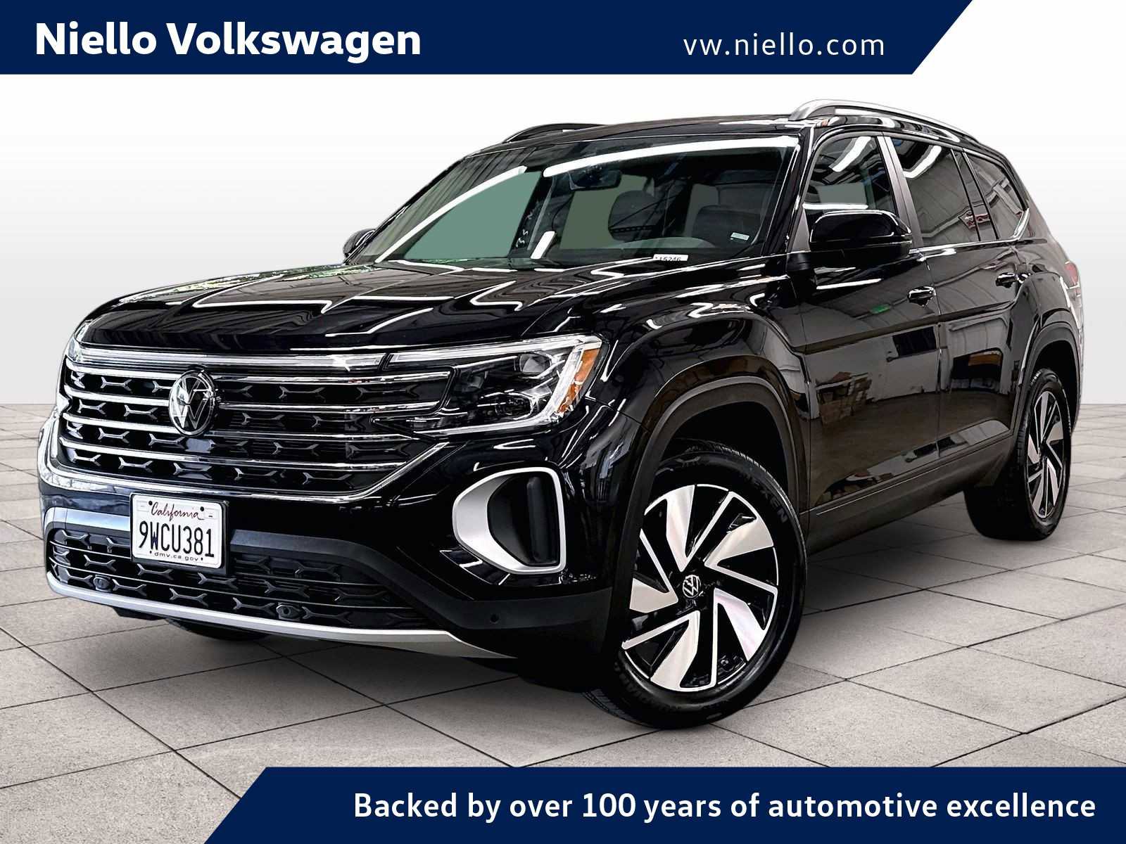Certified 2026 Volkswagen Atlas SE w/ Panoramic Sunroof Package FWD image 1
