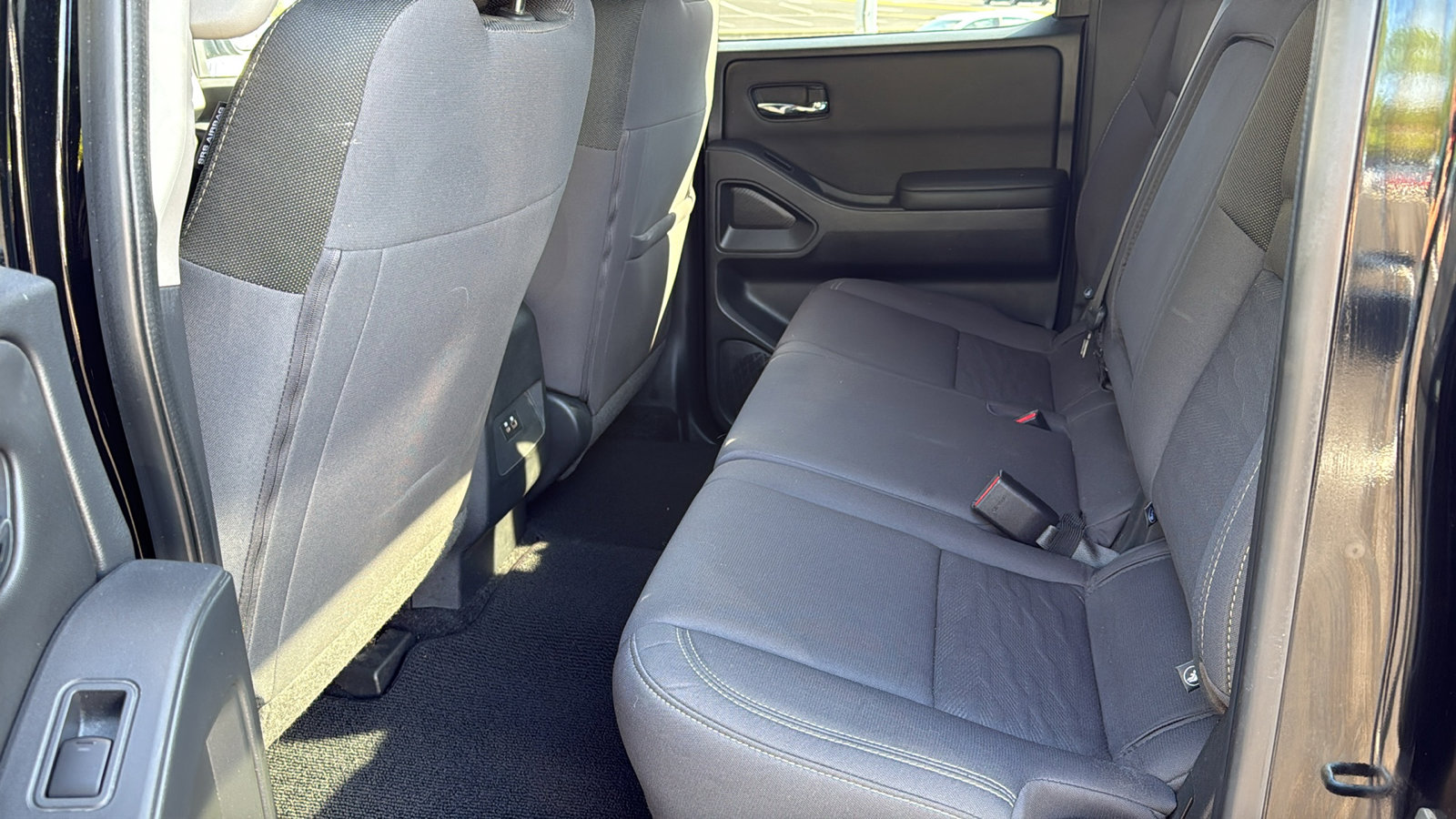 Certified 2023 Nissan Frontier SV w/ Tow Package AWD/4WD image 20