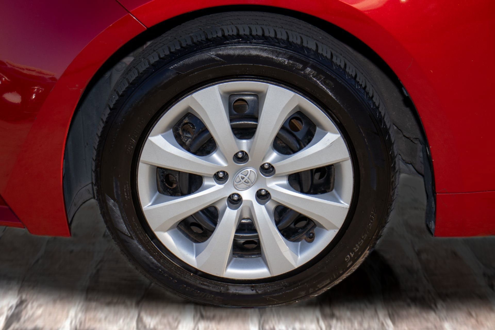 Used 2020 Toyota Corolla LE image 33