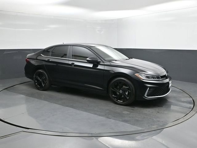 New 2026 Volkswagen Jetta SE FWD image 17
