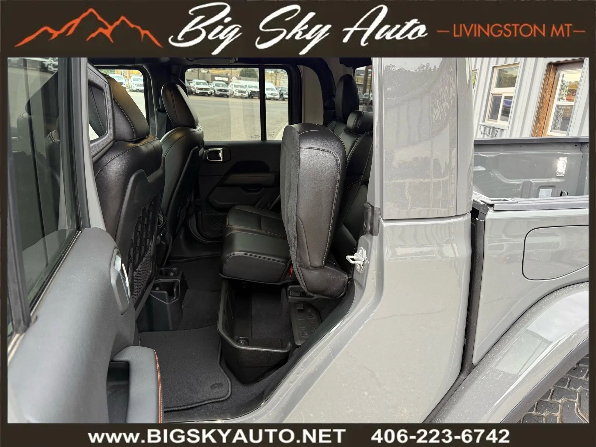 Used 2021 Jeep Gladiator Mojave w/ Uconnect 4C Nav & Sound Group image 18