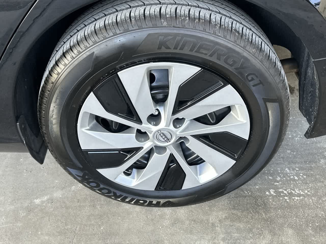 Used 2025 Nissan Altima 2.5 S FWD image 11