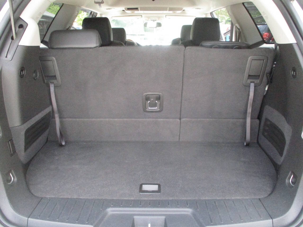 Used 2012 Buick Enclave Premium w/ Trailering Provision Package AWD/4WD image 33