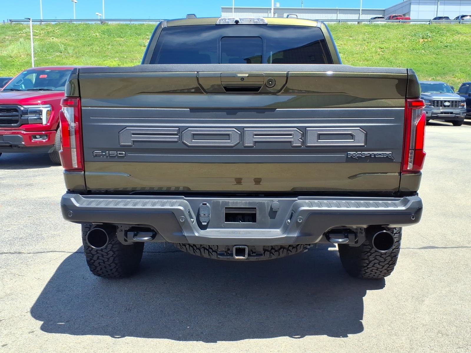 Used 2025 Ford F150 Raptor AWD/4WD image 5