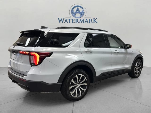 New 2026 Ford Explorer ST-Line AWD/4WD image 5