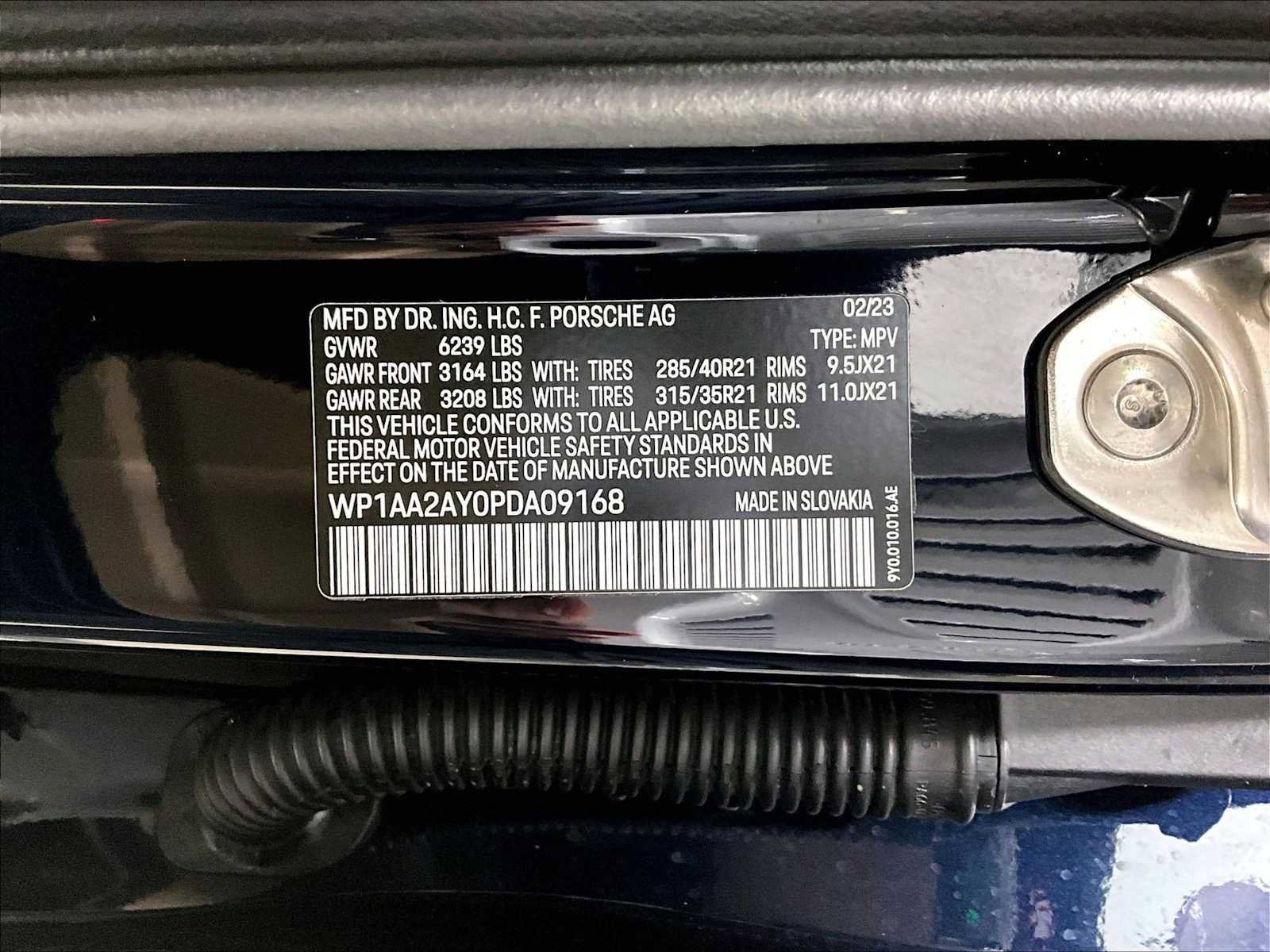 Used 2023 Porsche Cayenne image 36