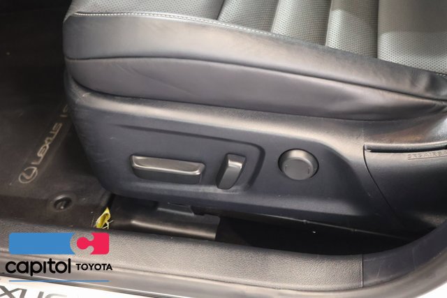 Used 2019 Lexus IS 300 F Sport w/ F Sport Package RWD image 12