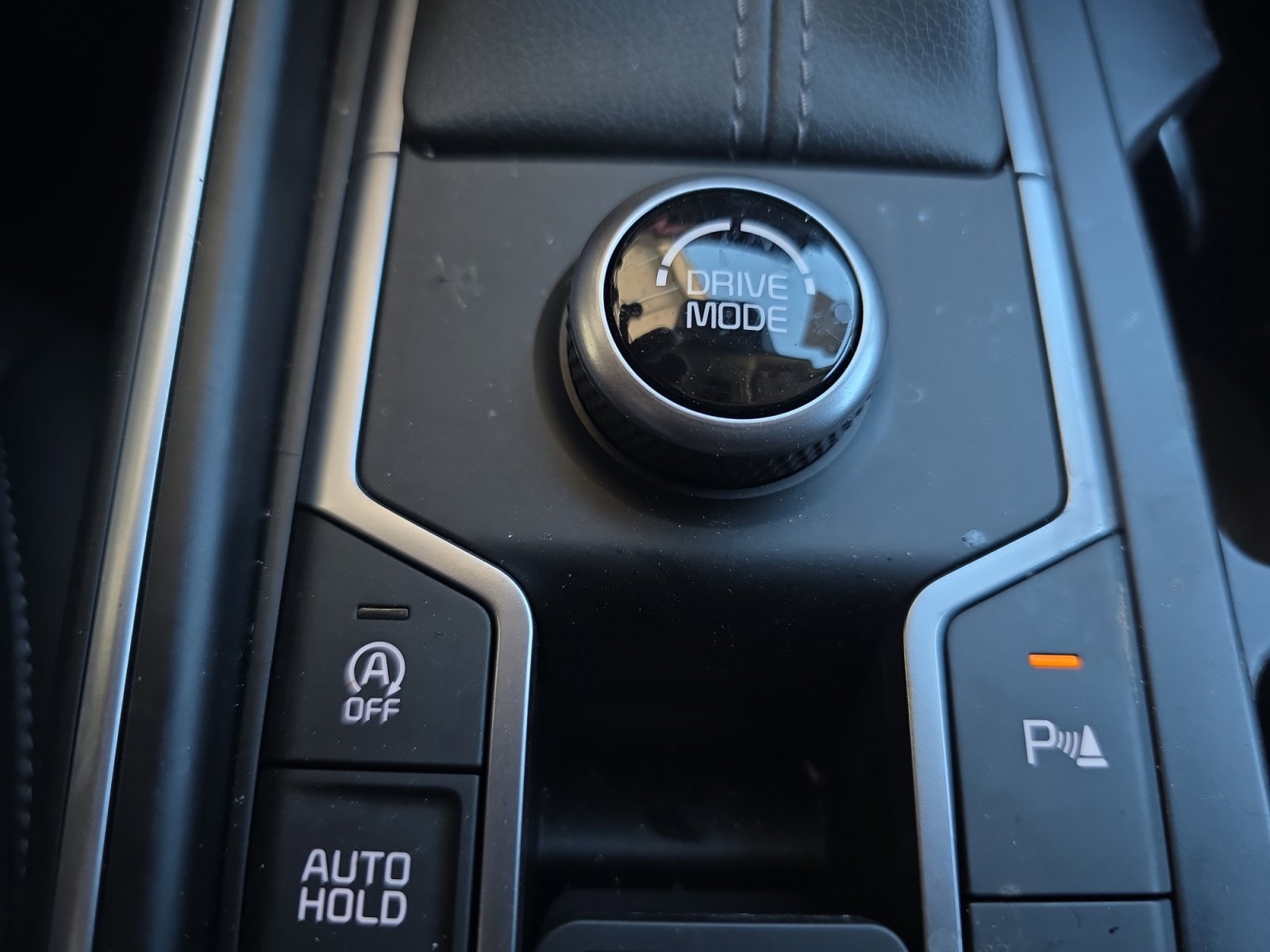 Certified 2025 Kia Sorento S image 24