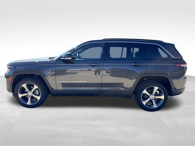 New 2025 Jeep Grand Cherokee Limited RWD image 6