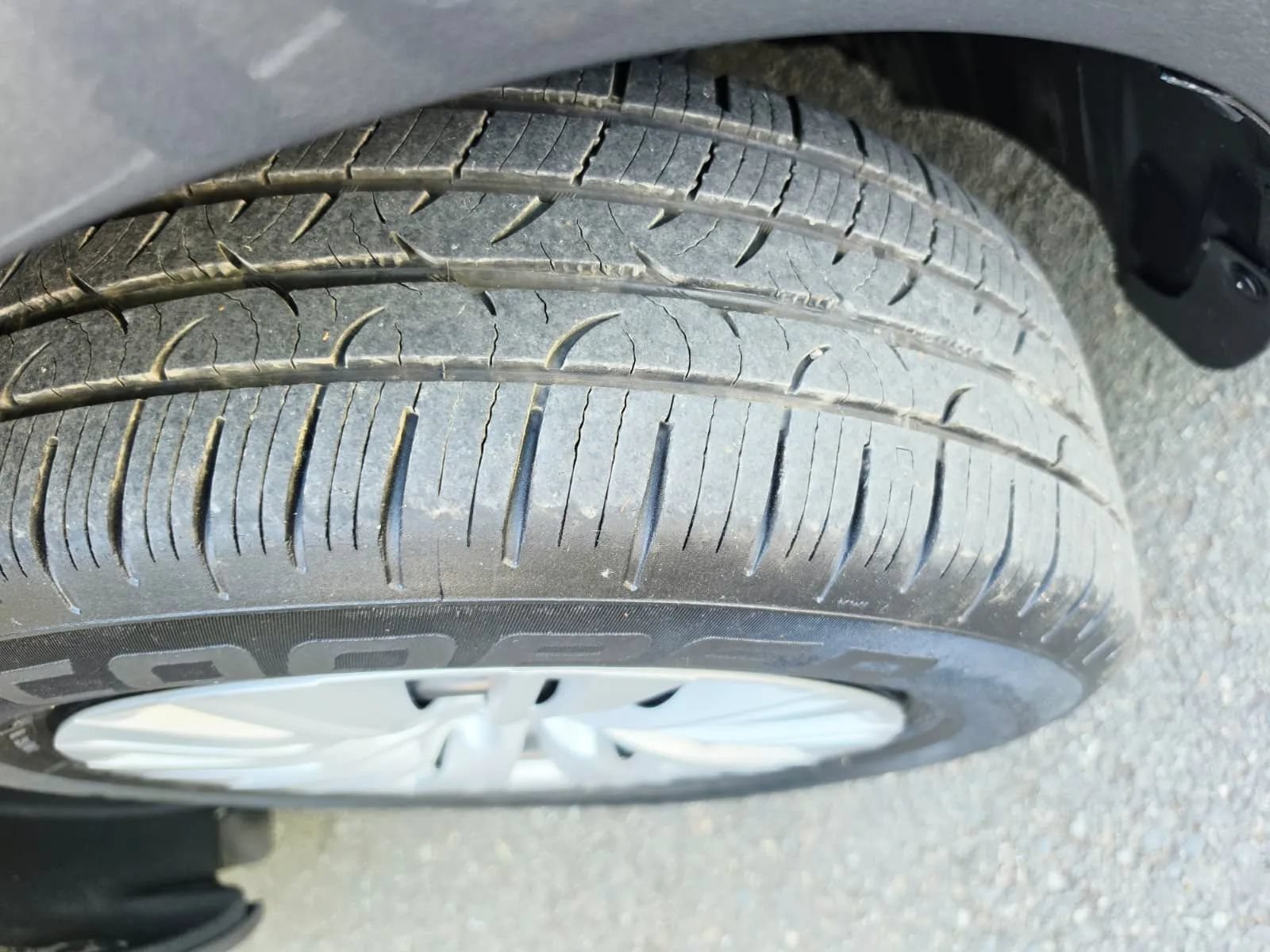 Used 2012 Toyota Camry FWD image 16