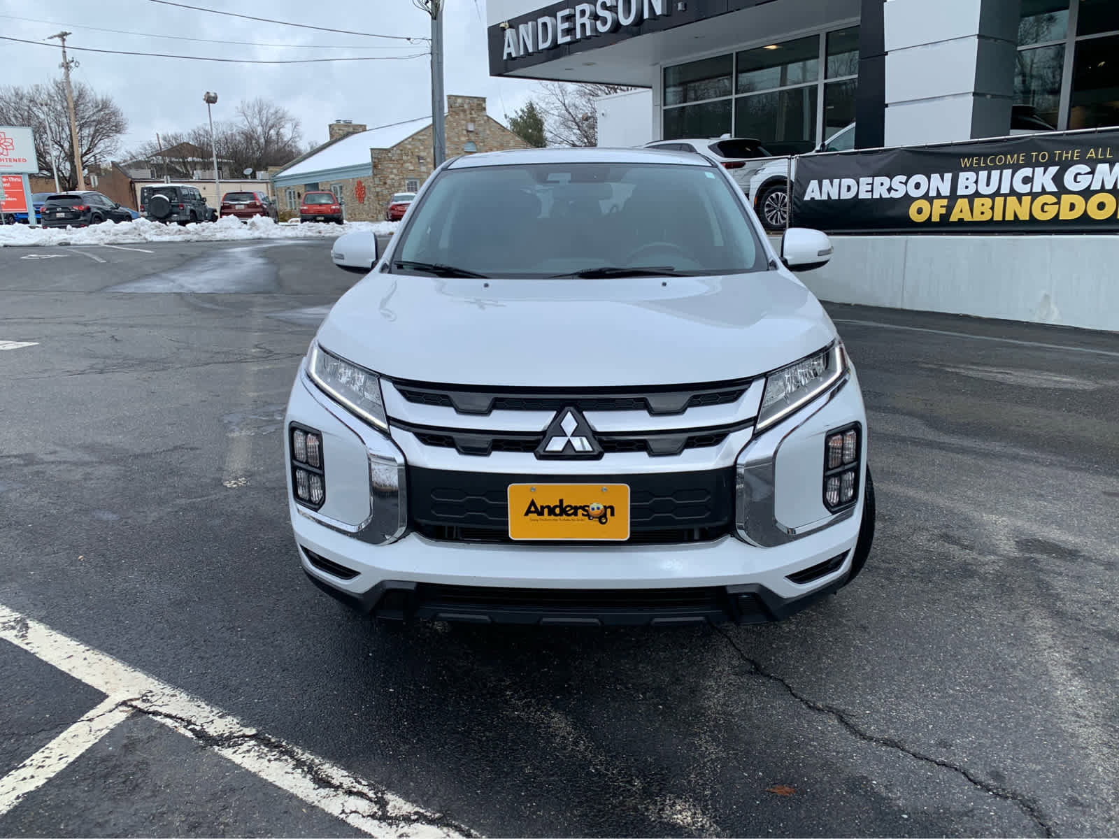 Used 2022 Mitsubishi Outlander Sport SE image 2