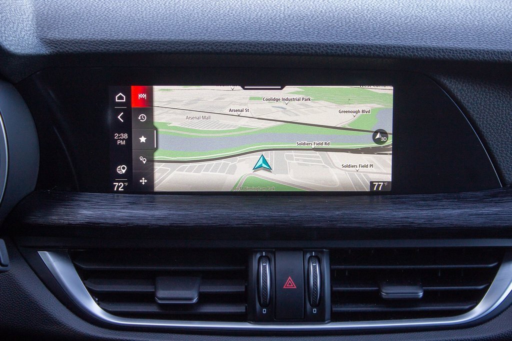 Used 2024 Alfa Romeo Stelvio Sprint image 17