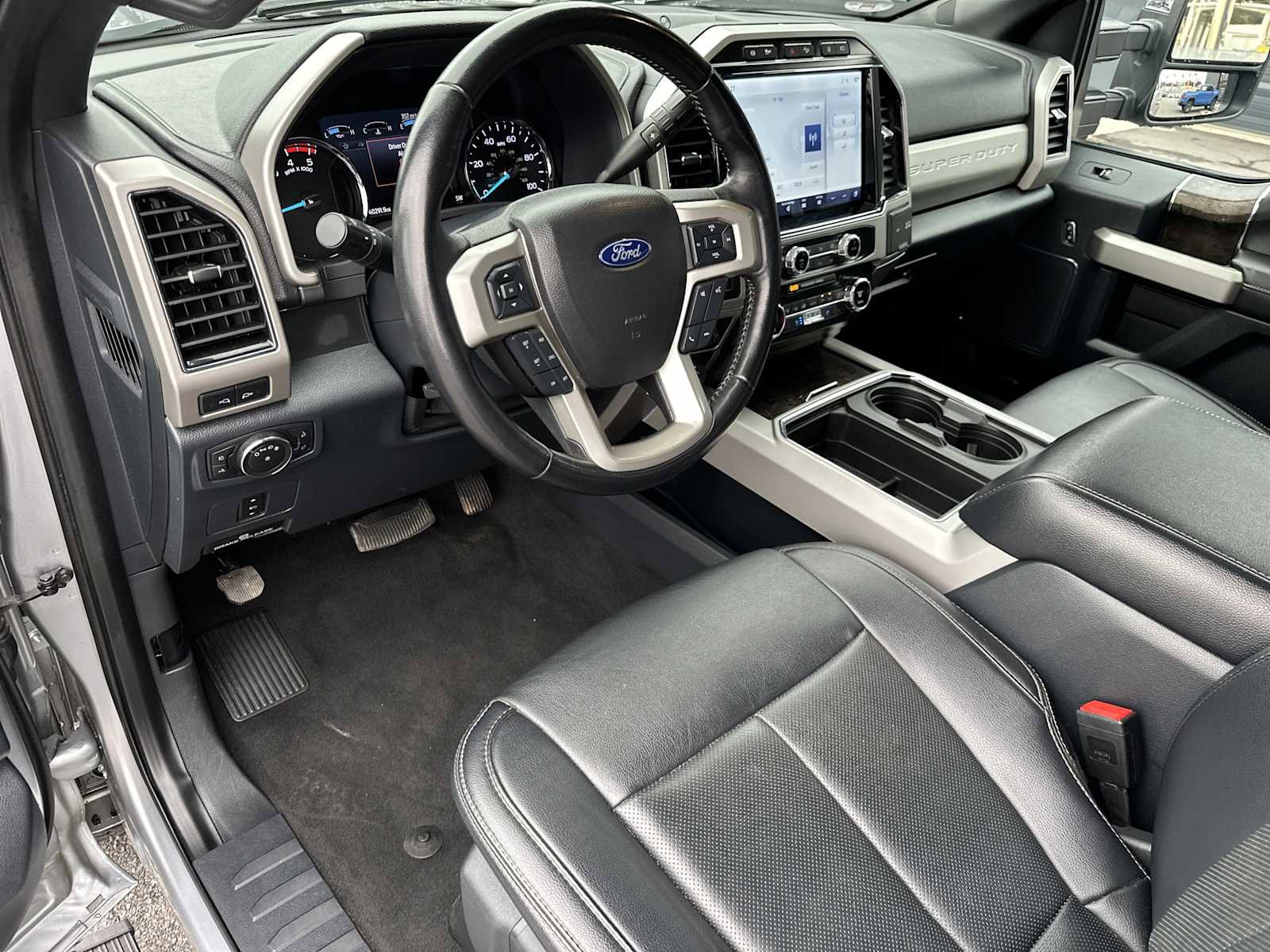 Used 2022 Ford F250 Lariat w/ Chrome Package image 8