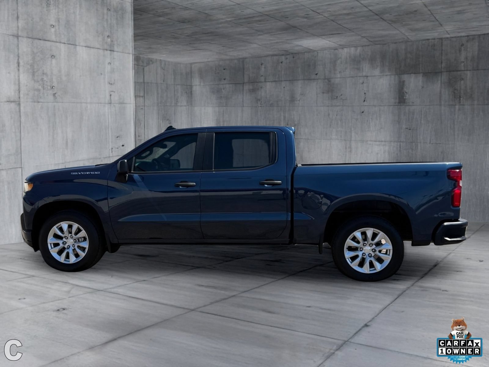 Used 2022 Chevrolet Silverado 1500 Custom RWD image 3