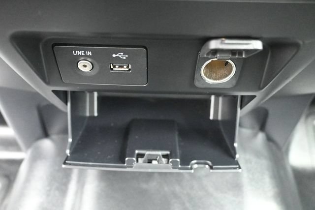 Used 2015 Ford F150 XL w/ Equipment Group 101A Mid RWD image 17