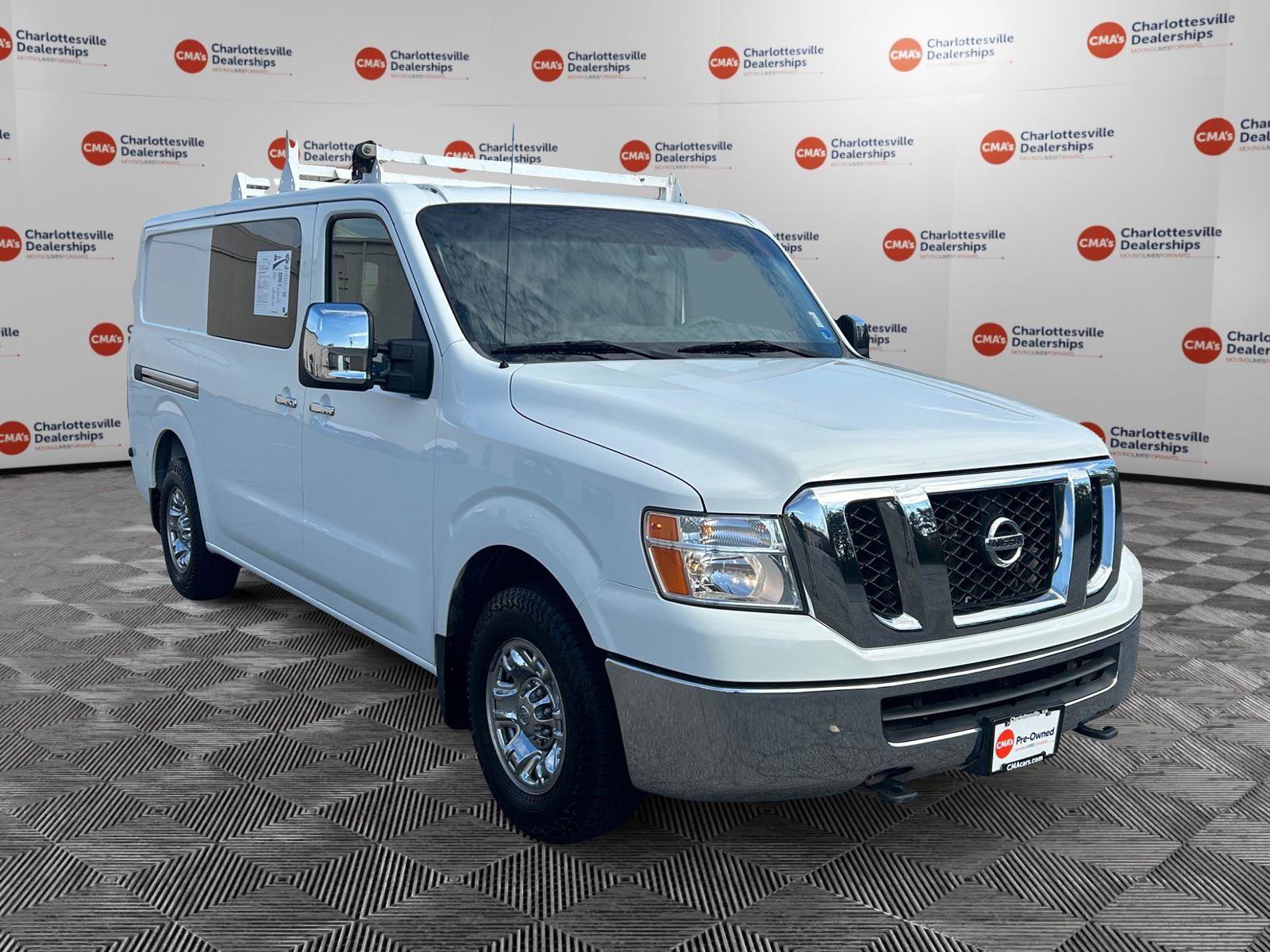 Used 2015 Nissan NV 3500 SL w/ Technology Package image 7