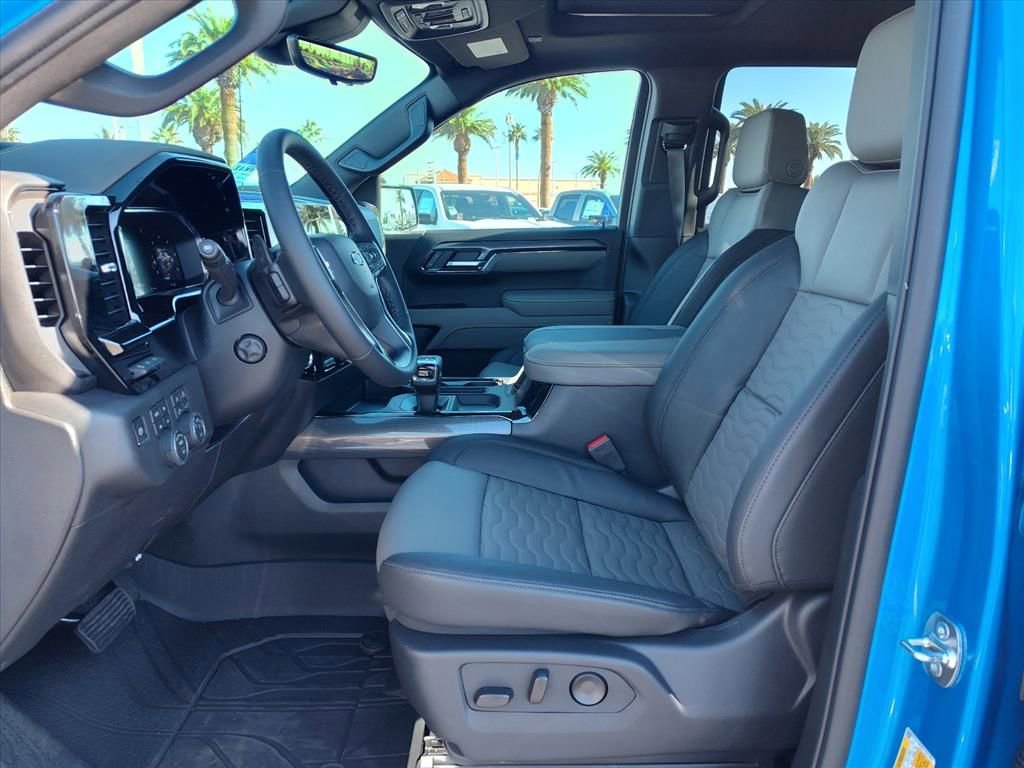 New 2026 Chevrolet Silverado 1500 ZR2 w/ Dark Appearance Package image 6