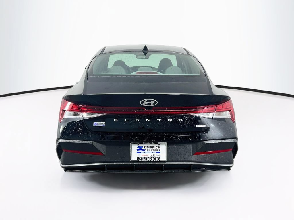 New 2026 Hyundai Elantra Hybrid FWD image 6