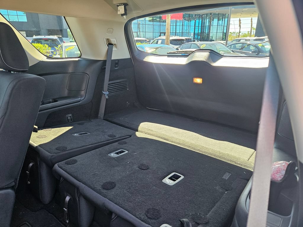 Used 2022 Nissan Pathfinder SV w/ Cargo Package FWD image 12