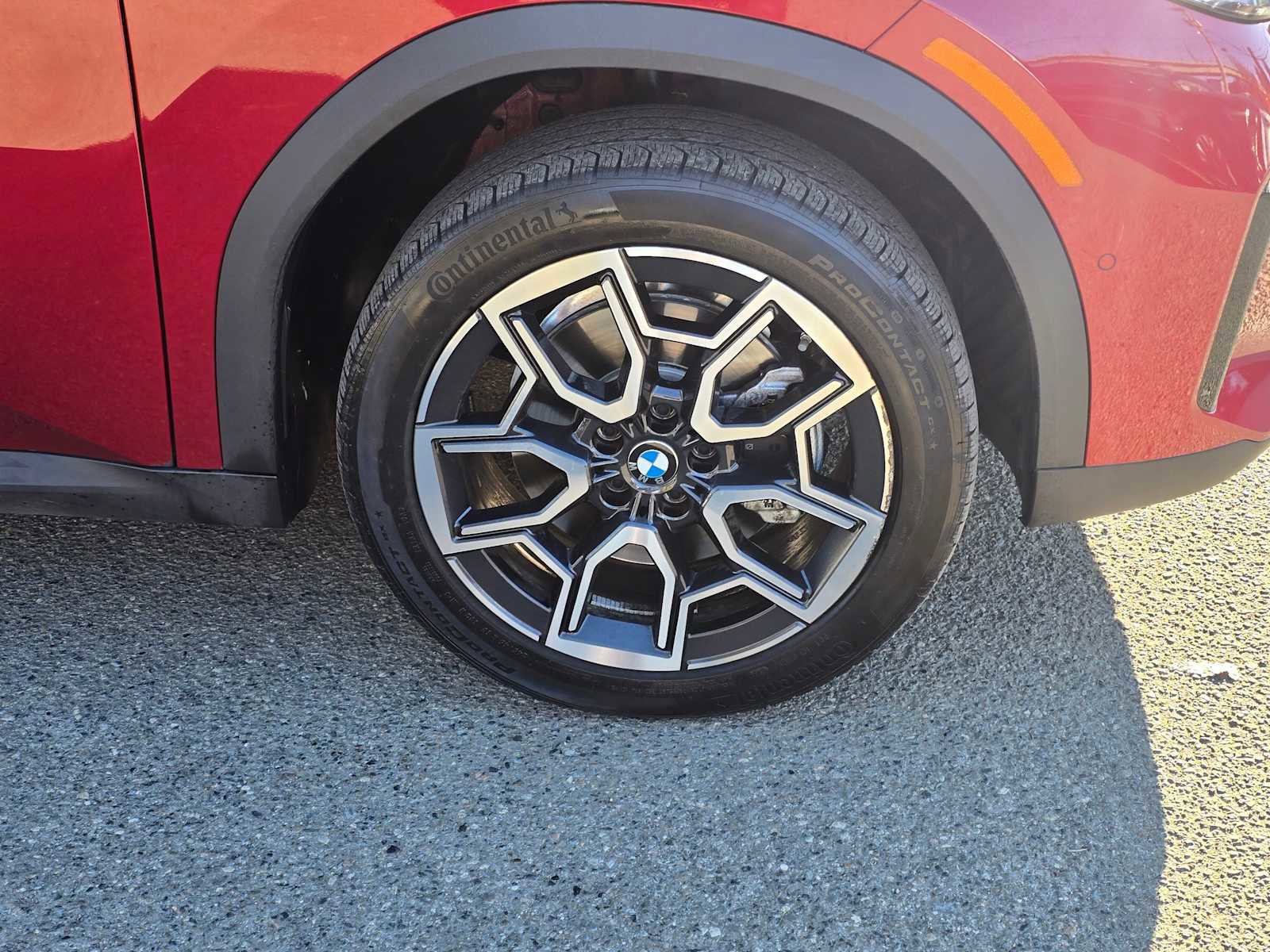 Used 2025 BMW X2 xDrive28i w/ Convenience Package image 9