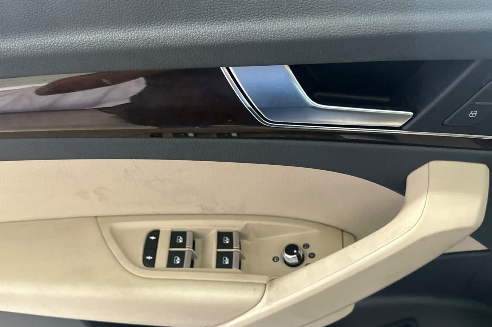 Used 2019 Audi Q5 2.0T Premium AWD/4WD image 15