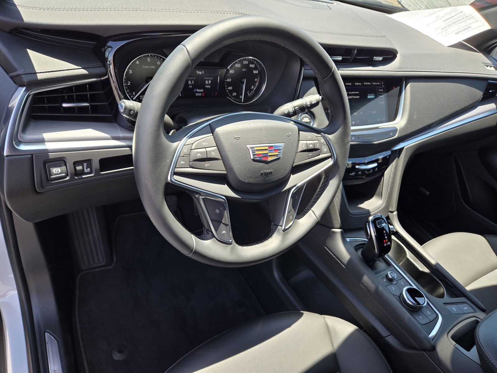 Used 2025 Cadillac XT5 Luxury FWD image 13