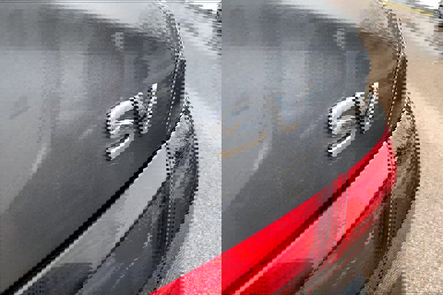 Used 2021 Nissan Versa SV image 9