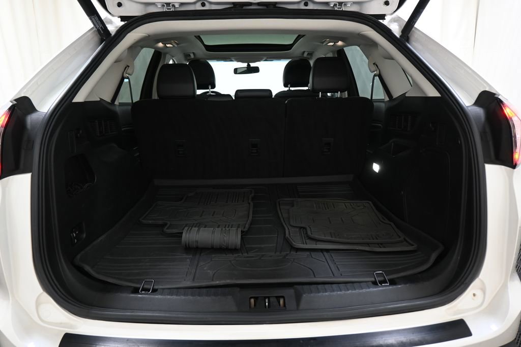 Used 2016 Ford Edge Titanium w/ Equipment Group 301A image 19