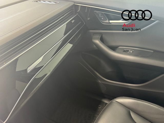 Used 2025 Audi Q8 Premium w/ Convenience Package AWD/4WD image 34