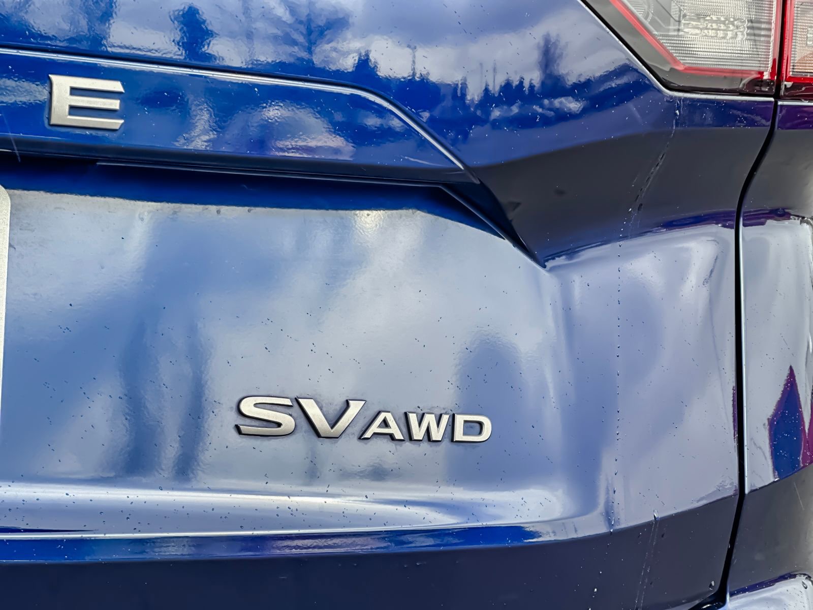 Used 2024 Nissan Rogue SV image 26