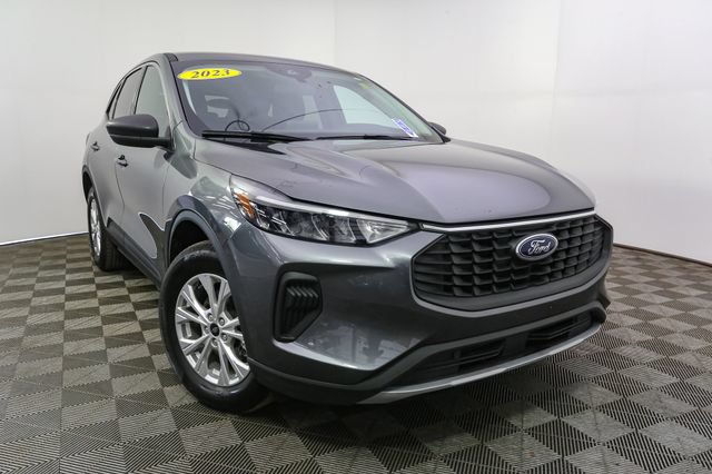 Used 2023 Ford Escape Active AWD/4WD image 3