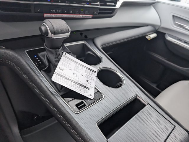 New 2026 Toyota Sienna XLE FWD image 13